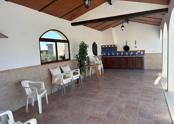 Casa El Abuelo Tomas Holiday home *