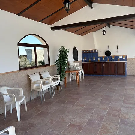 Casa El Abuelo Tomas Nyaraló *